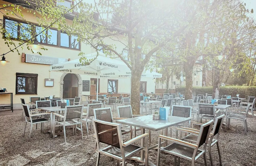 Boutique-Gasthof Ueberfuhr-1